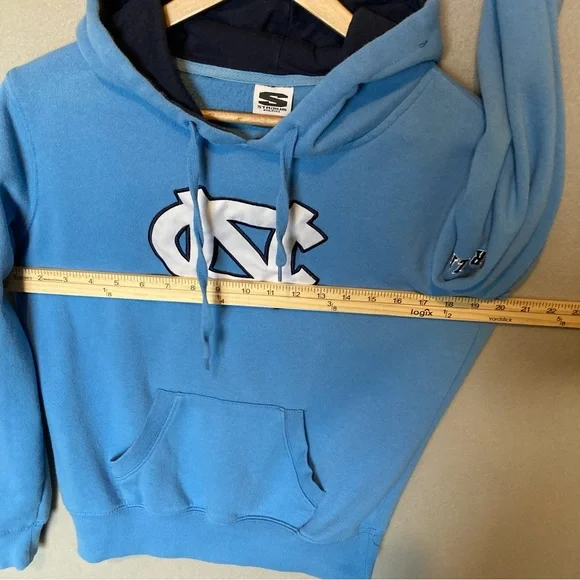 NORTH CAROLINA TARHEELS WOMEN'S HOODIE SWEAT SHIRT, SZ-SM, LT BLUE w/LETTERING - Picture 5 of 8